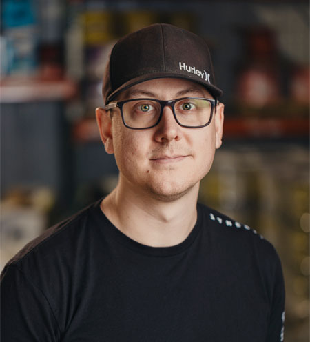 staff 9